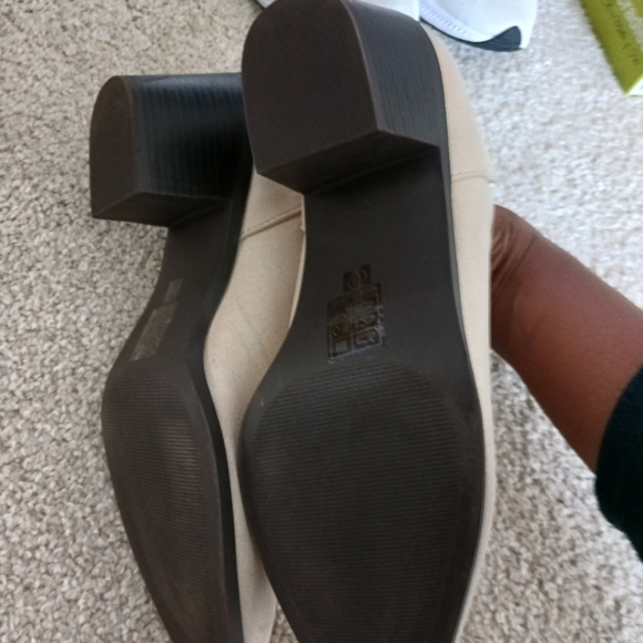 Journee Collection Lola Women's Ankle Boots - Picture 6 of 10